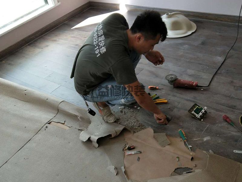 鄂州華容區(qū)地板安裝