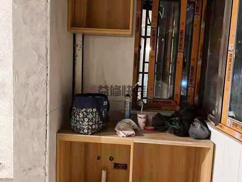成都龍泉驛客廳陽臺(tái)裝修,衛(wèi)生間改造,廚房翻新