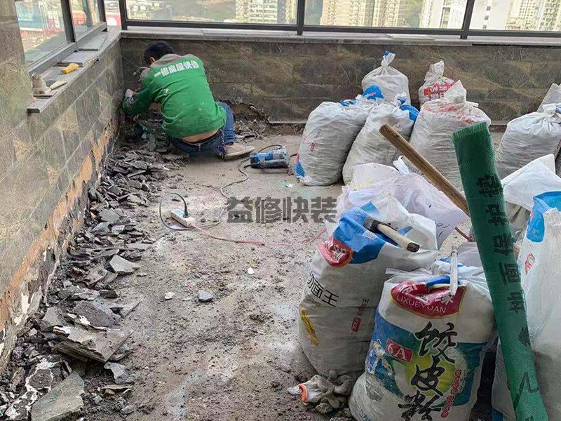 廣安岳池縣瓷磚拆除材料入場(chǎng),門窗安裝