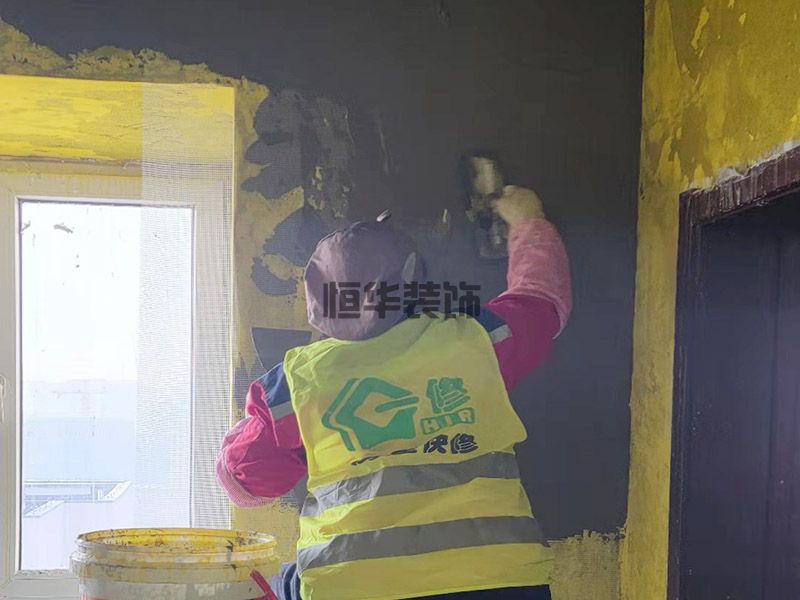 出租房想變溫馨小窩，墻面翻新是貼墻紙還是刷漆？(圖3)