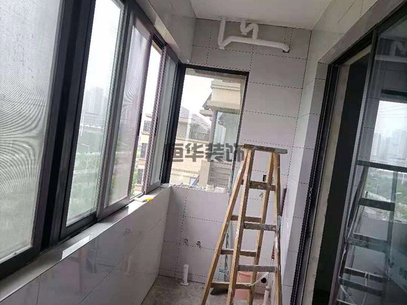 陽臺漏水怎么維修？為什么陽臺老是漏水？