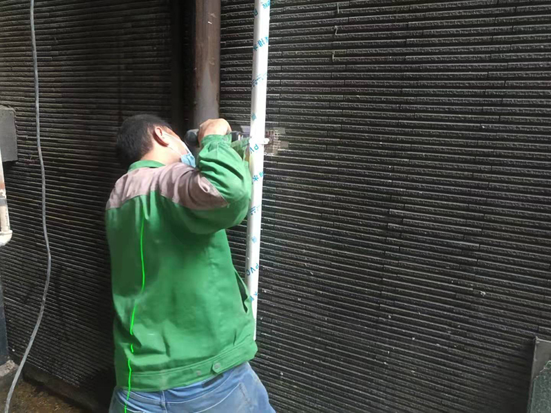 廁所水管突然爆了怎么修？水管上門修理服務