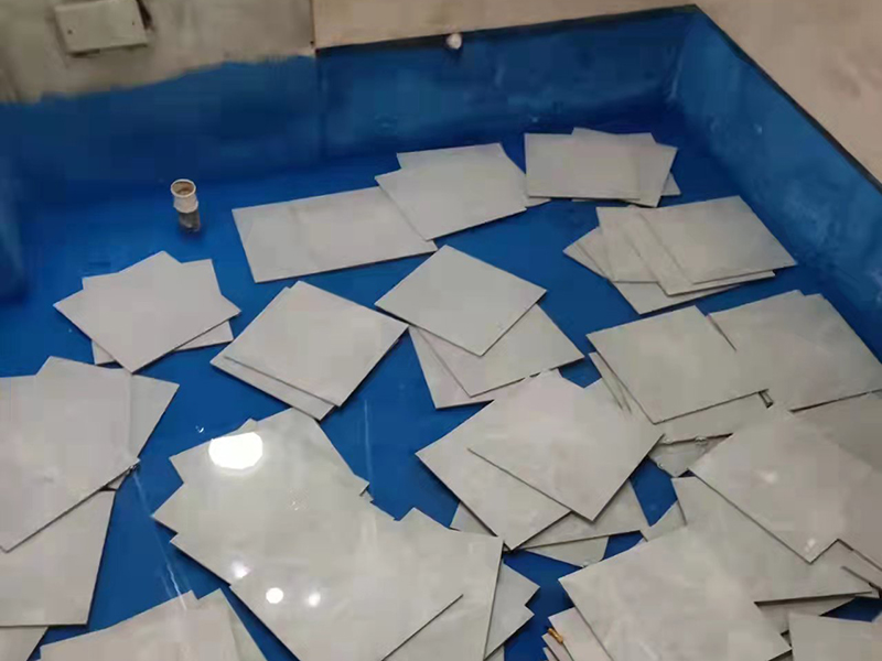 西寧地面自流平翻新，空鼓開裂的處理方法