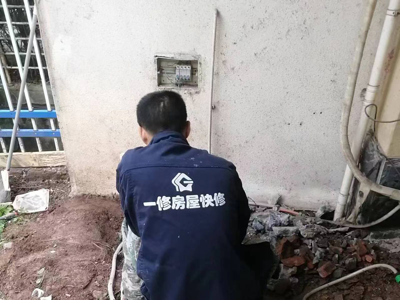 裝修工長的后期維護(hù)與價(jià)格約定