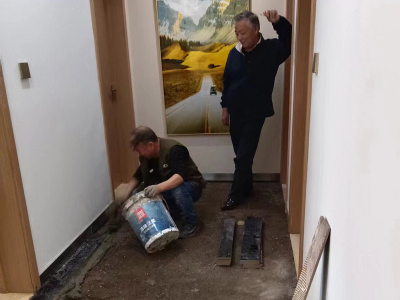 老房子翻修包工頭電話哪里找