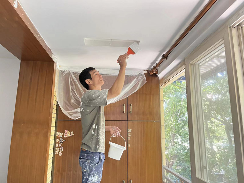 屋頂裂縫開裂維修費用誰出