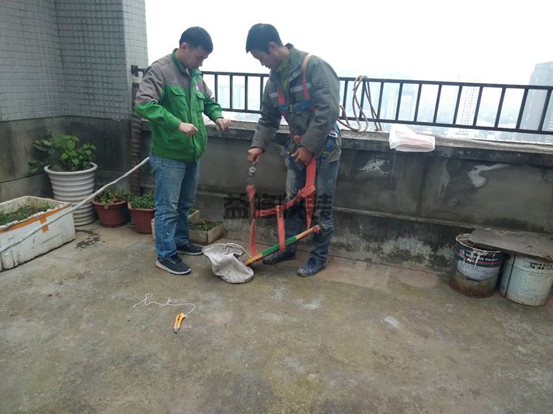 金茂悅東區(qū)舊房屋頂防水改造(圖1)