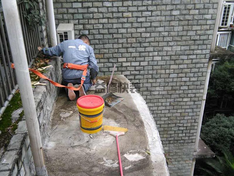 龍華新區(qū)防水堵漏施工價(jià)格_深圳龍華新區(qū)衛(wèi)生間防水維修公司有哪些(圖1)