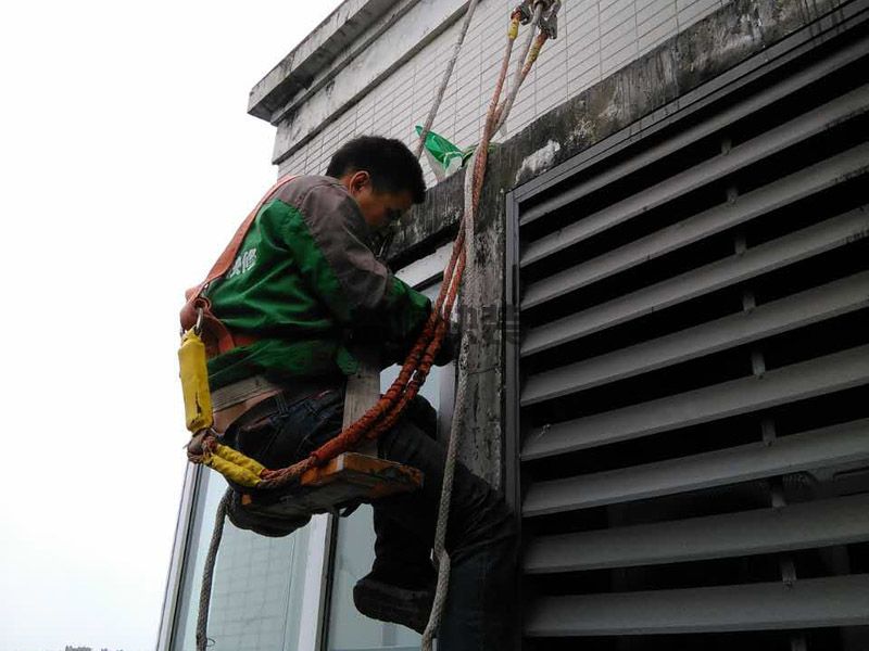 橋西區(qū)防水堵漏施工價格_石家莊橋西區(qū)衛(wèi)生間防水維修公司有哪些