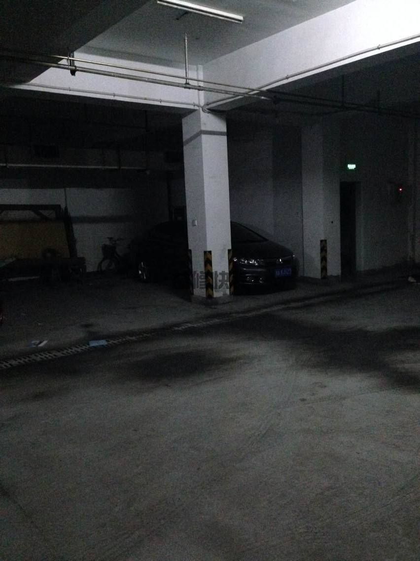 地下室地面如何防潮，專業(yè)師傅一般不會(huì)給別人說(shuō)的小技巧
