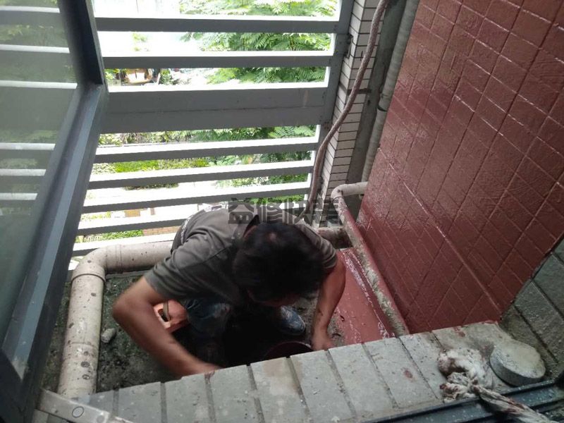 下關區(qū)馬桶漏水怎么辦_南京下關區(qū)廁所坐便器漏水維修公司(圖3)
