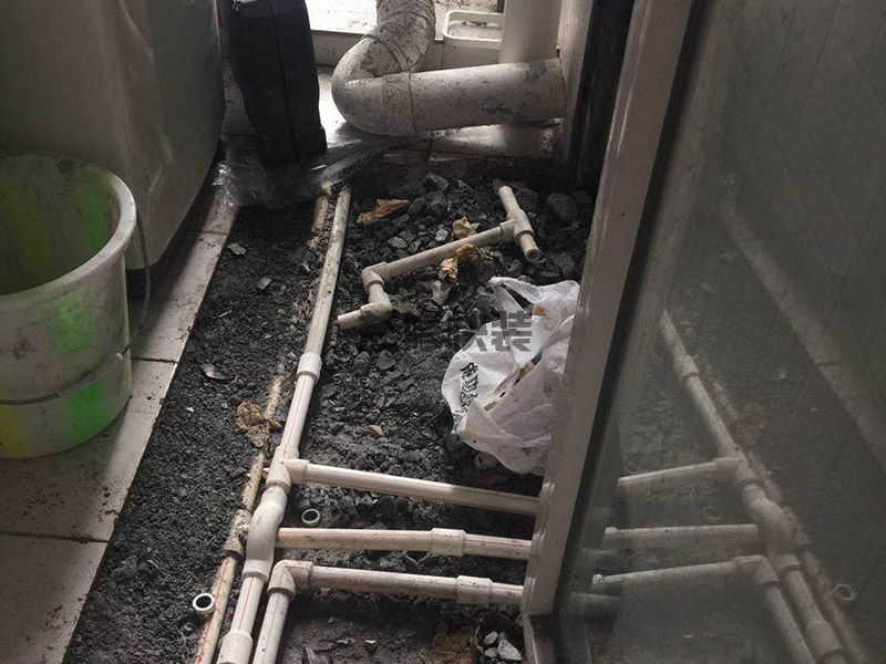 建鄴區(qū)衛(wèi)生間漏水到樓下怎么辦_南京建鄴區(qū)廁所漏水維修需要多少錢(圖3)
