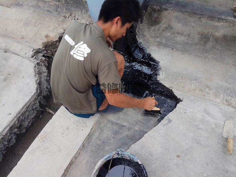 客廳拆除瓷磚會(huì)破壞防水嗎,具體咨詢(xún)裝飾公司或防水施工人員(圖1)