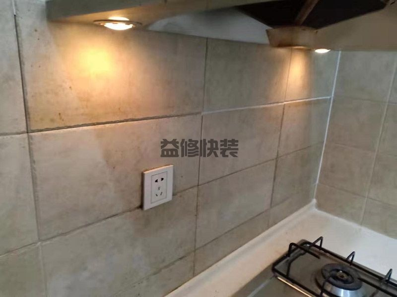 濟南歷城區(qū)廚房墻面瓷磚維修(圖3)