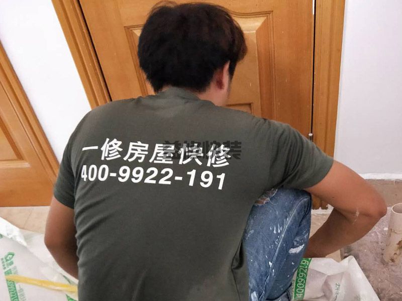 廚房櫥柜風水佳顏色,可以用冷色調(diào)來裝飾(圖1)
