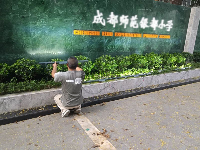 太原迎澤區(qū)裝飾外墻修補,客廳改造,門窗安裝(圖2) 太原迎澤區(qū)裝飾外墻修補,客廳改造,門窗安裝(圖2)