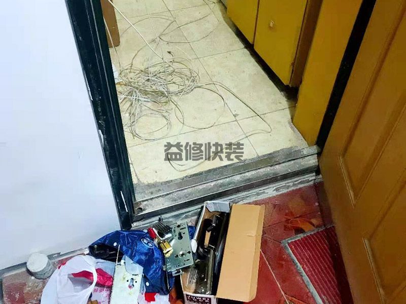 武漢蔡甸區(qū)材料入場門鎖維修,廚房改造(圖3)