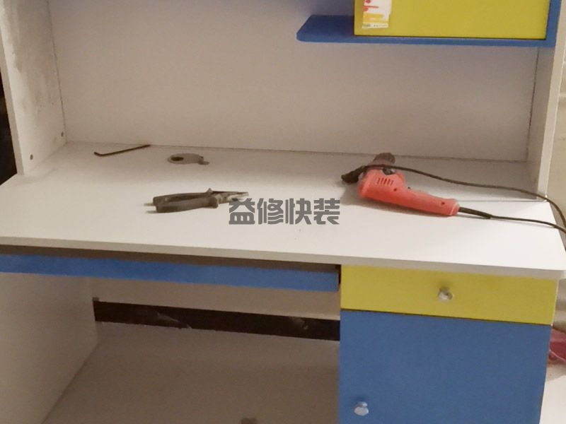 昌樂(lè)縣地板翻新-家具維修-昌樂(lè)縣木工師傅-昌樂(lè)縣久益一修公司(圖2)