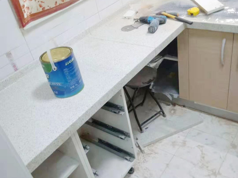 家具維修服務(wù)公司哪家好_家具安裝維修收費(fèi)情況_家具安裝維修師傅哪家好(圖1)