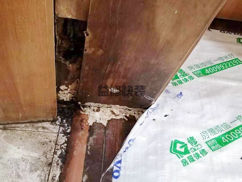 木門維修服務(wù)公司怎么收費(fèi)_木門安裝維修哪家便宜_木門安裝維修師傅上門快(圖3)