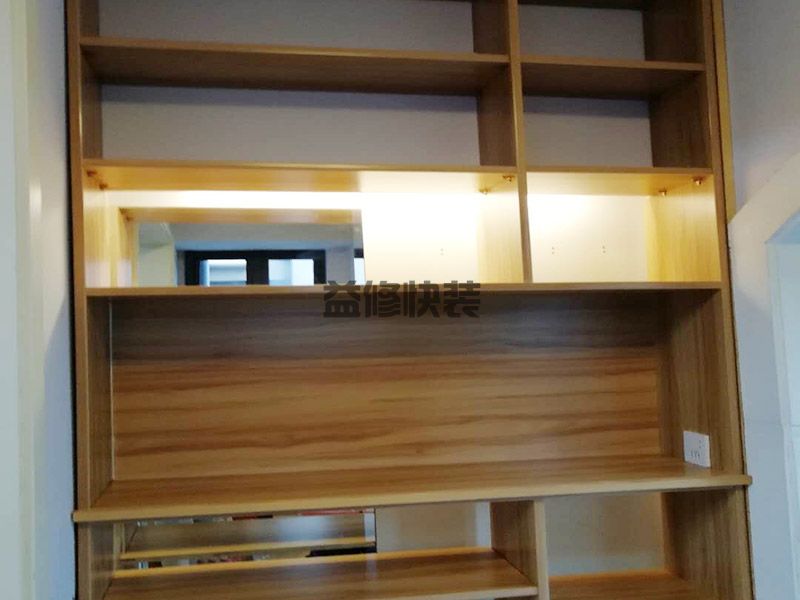 德陽(yáng)木工師傅聯(lián)系電話,德陽(yáng)木工師傅一天多少錢(qián),德陽(yáng)木工師傅的