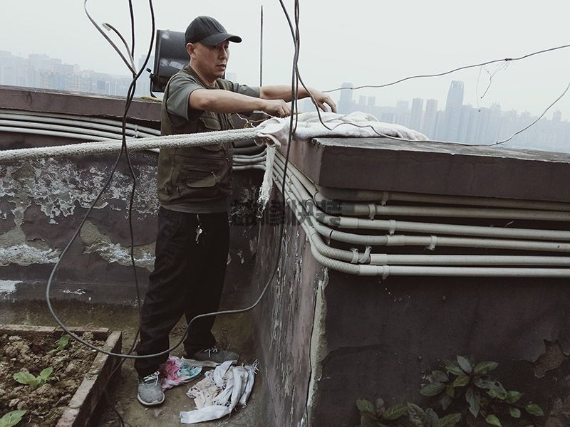 赤峰頂樓漏水維修一般多少錢,赤峰頂樓漏水維修的方法有哪些,赤峰頂樓漏水維修服務(wù)(圖1)