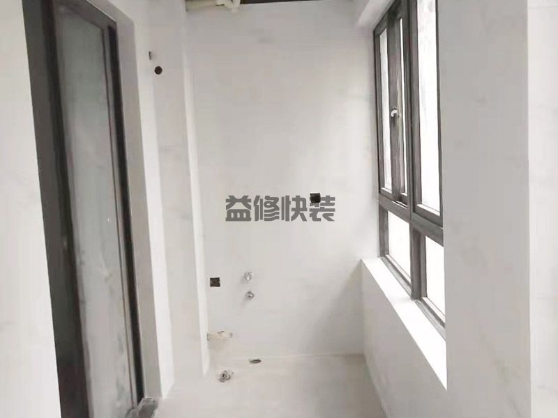 洛陽(yáng)老城區(qū)陽(yáng)臺(tái)貼磚翻新,舊房改造(圖4)