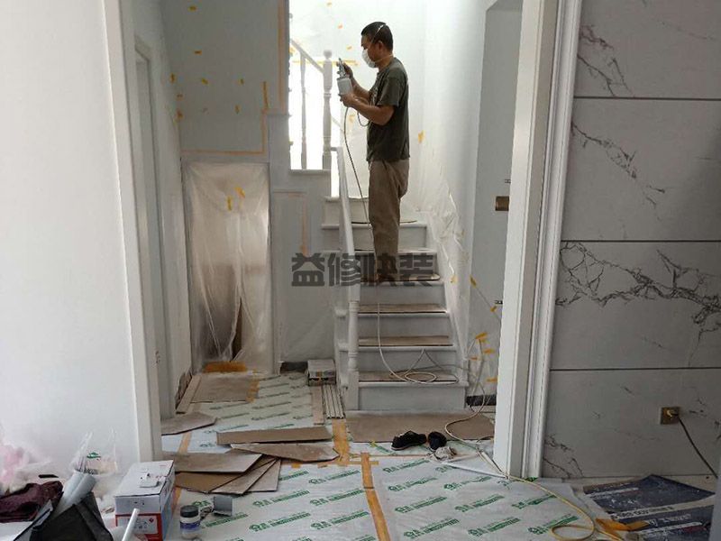 窗戶合頁(yè)維修專業(yè)服務(wù)_窗戶合頁(yè)維修的步驟_窗戶合頁(yè)維修多少錢(圖2)