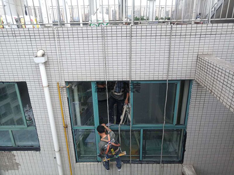貴陽市窗戶裝修遇到房間面積小應(yīng)該怎么做