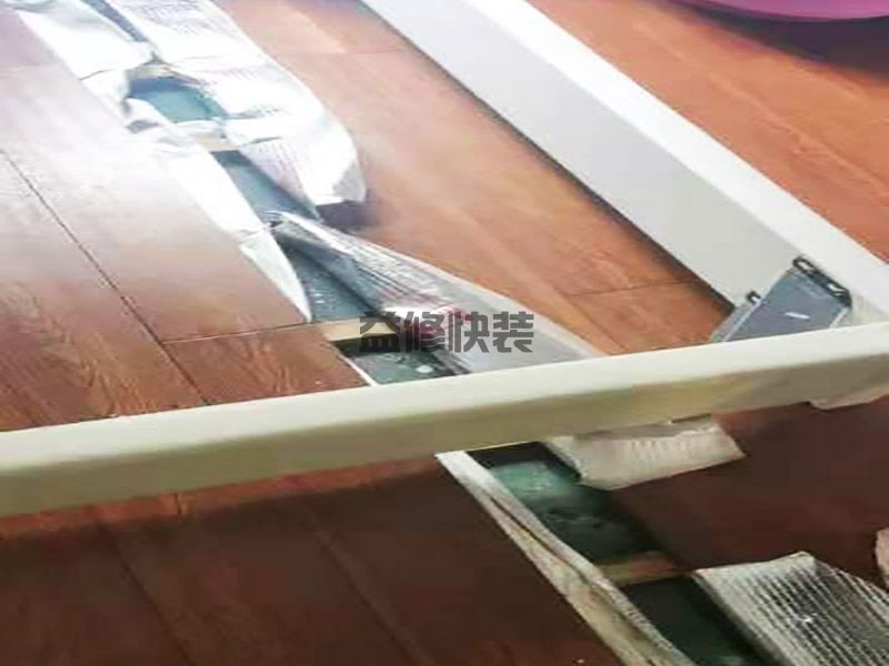 ?？诘匕宸露嗌馘X一平方_?？谂f實木地板翻新價格