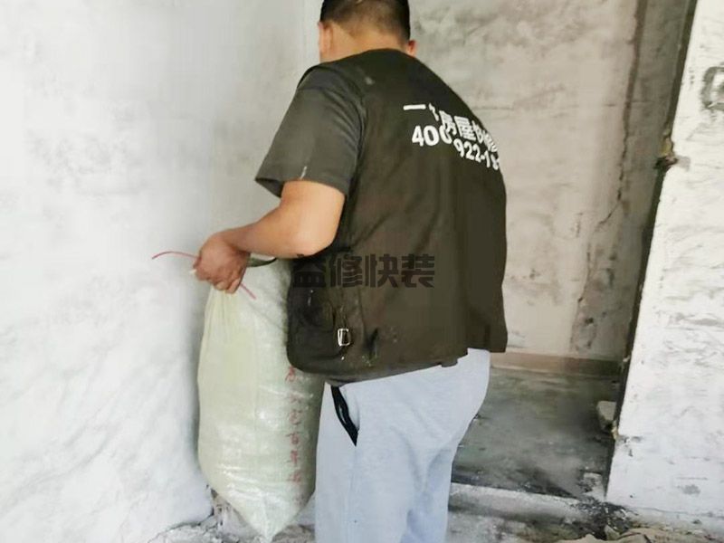 周口西華縣墻面電路改造,房屋翻新,墻面修補(bǔ)(圖2)