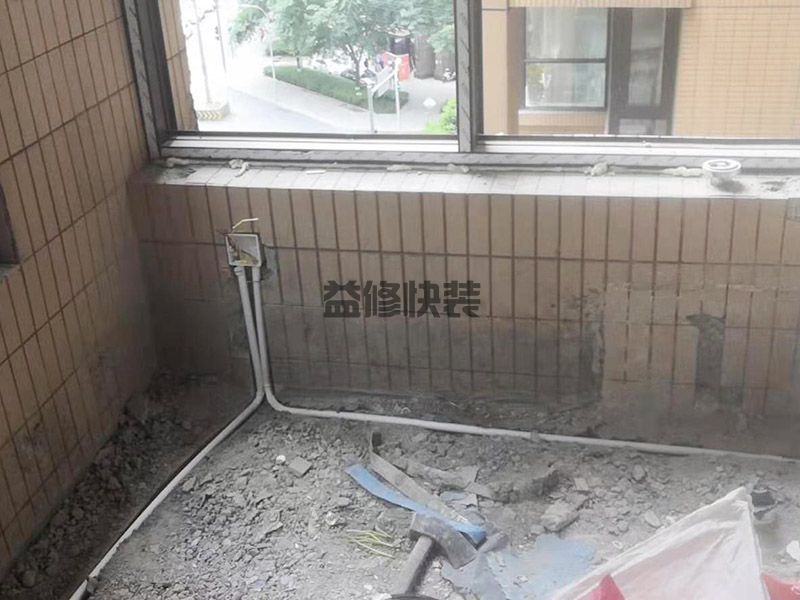 太原小店區(qū)陽臺拆除,電路安裝,整體拆除(圖4)