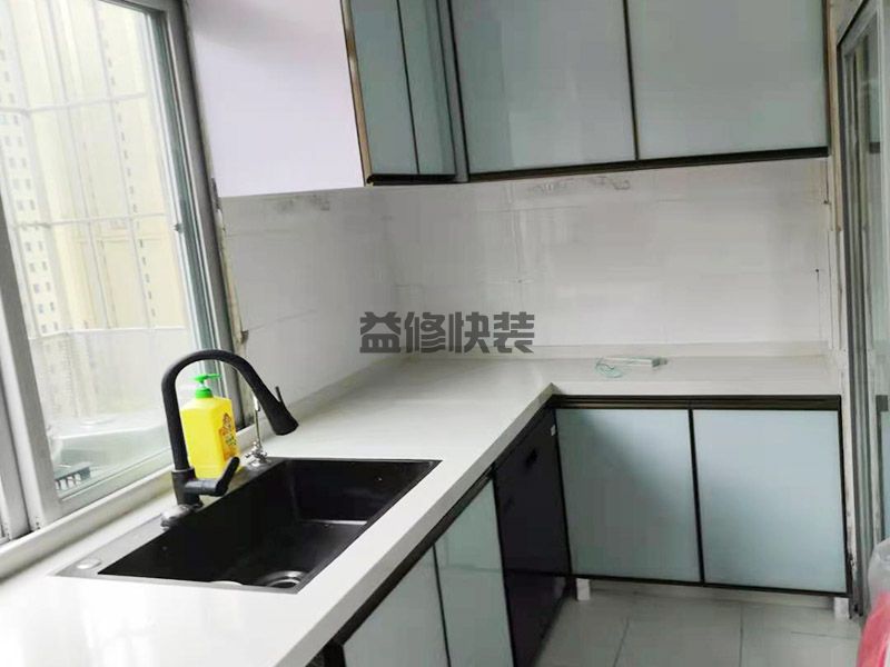 天津?qū)氎鎱^(qū)廚房翻新完工,水管維修,櫥柜安裝(圖3)