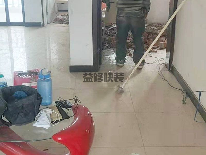 天津西青區(qū)局部拆除開(kāi)門洞,墻面翻新,舊房改造(圖2)
