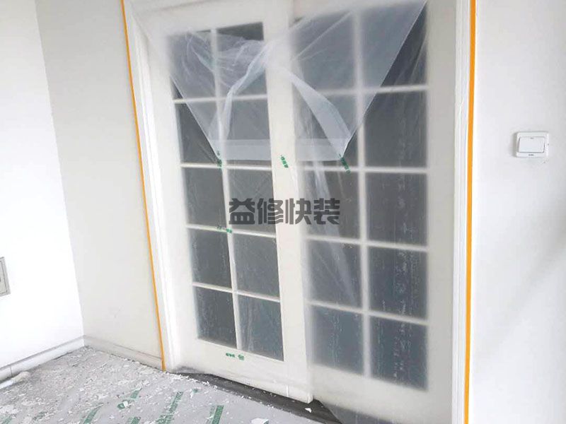 家里推拉門推得很吃力，有沒有能自己動手維修的簡單辦法(圖2)