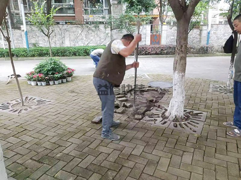 ?？谛阌^(qū)學校地面凹凸不平處理,地磚修補,局部翻新
