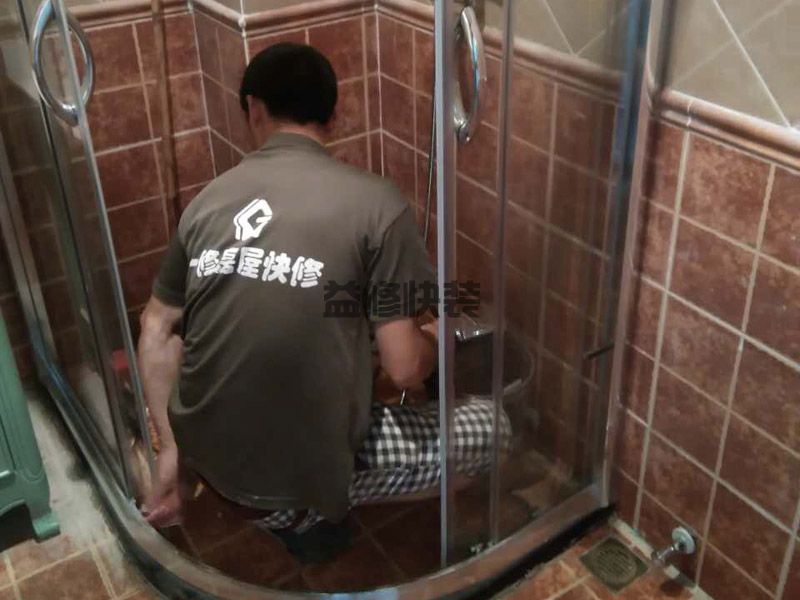 50年前的老房子高臺(tái)階廁所改造,年輕人都喜歡這樣裝修廁所(圖6)