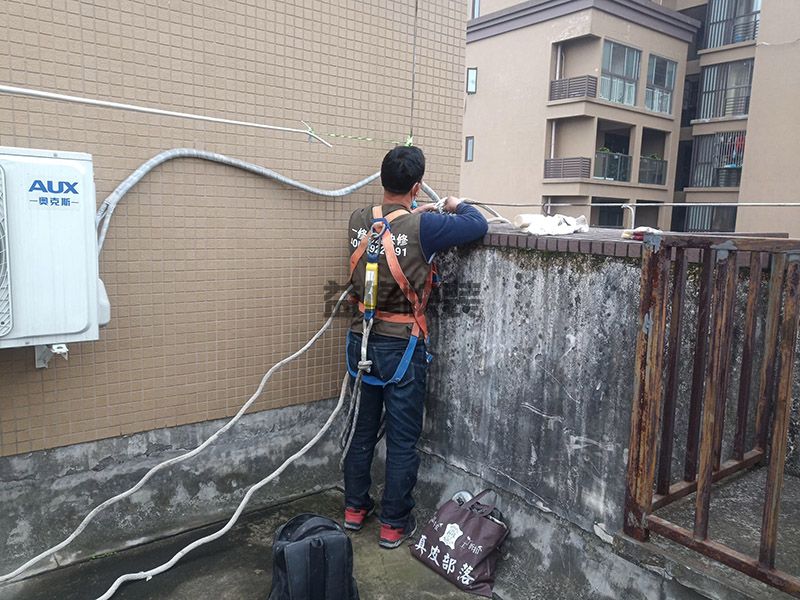 25年的老房子屋頂滲水嚴(yán)重，重新做防水不能忽略細(xì)節(jié)有哪些(圖4)